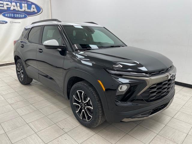 new 2025 Chevrolet TrailBlazer car, priced at $33,750