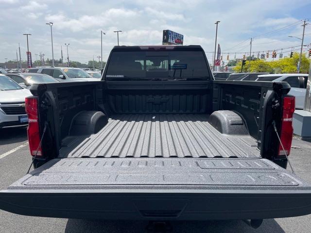 new 2025 Chevrolet Silverado 2500 car, priced at $80,000