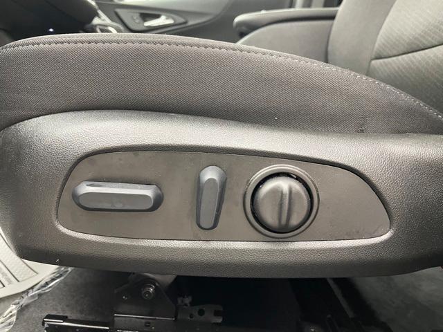 new 2025 Chevrolet Malibu car, priced at $29,540
