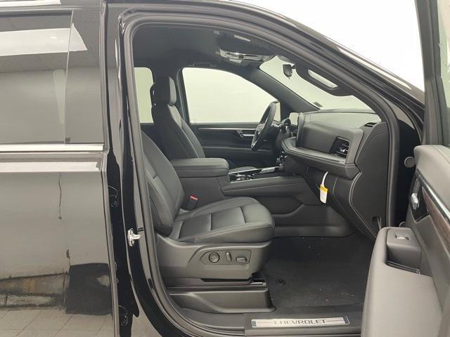 new 2025 Chevrolet Suburban car, priced at $70,195