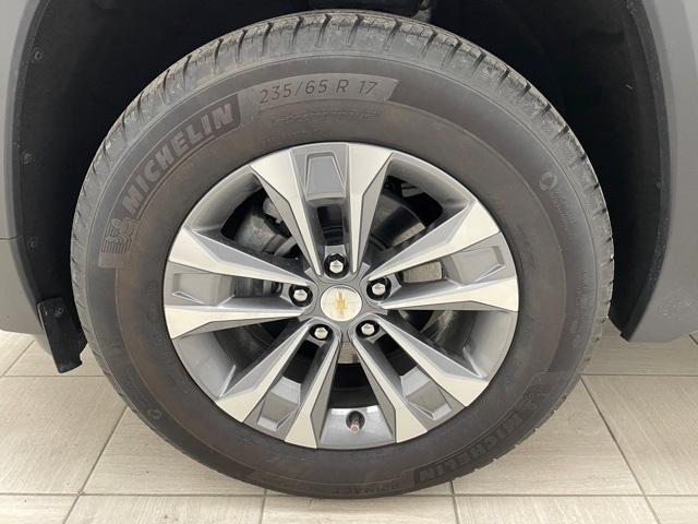 used 2025 Chevrolet Equinox car, priced at $30,848