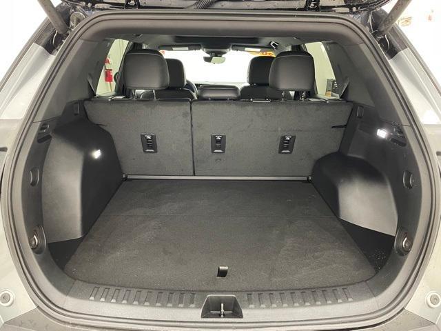 used 2025 Chevrolet Equinox car, priced at $30,848