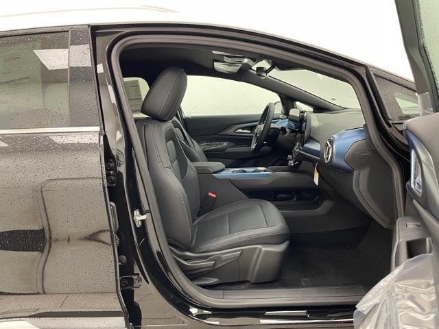 new 2025 Chevrolet Equinox EV car, priced at $44,385