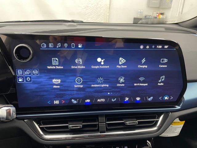 new 2025 Chevrolet Equinox EV car, priced at $44,385