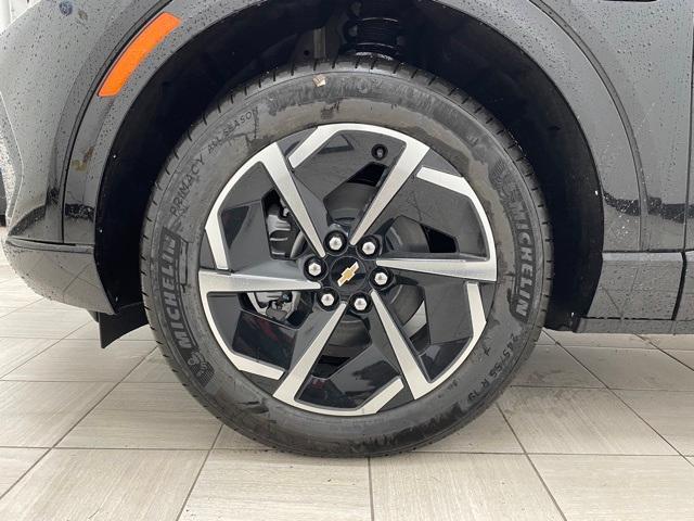 new 2025 Chevrolet Equinox EV car, priced at $44,385