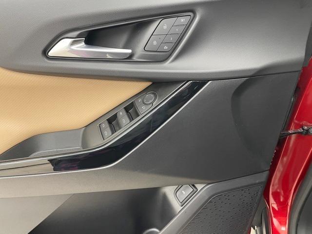 new 2025 Chevrolet Equinox car, priced at $39,050