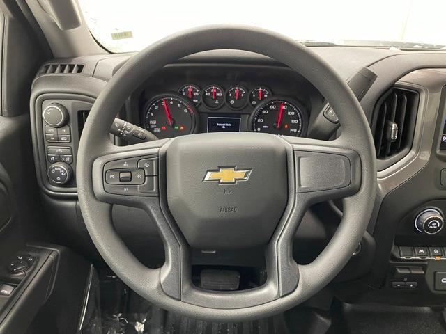 new 2025 Chevrolet Silverado 1500 car, priced at $44,655