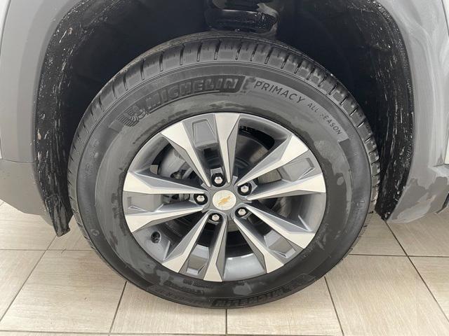 new 2026 Chevrolet Equinox car, priced at $35,635