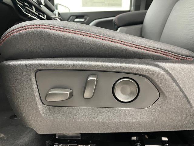 new 2026 Chevrolet Colorado car, priced at $47,000