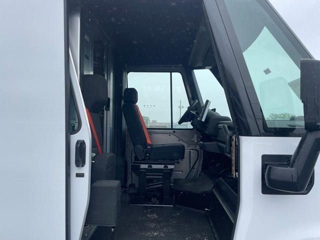 new 2025 Chevrolet BrightDrop 400 car, priced at $59,535