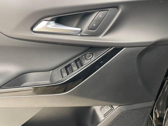 new 2026 Chevrolet Equinox car, priced at $35,910