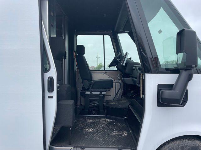 new 2025 Chevrolet BrightDrop 400 car, priced at $59,535