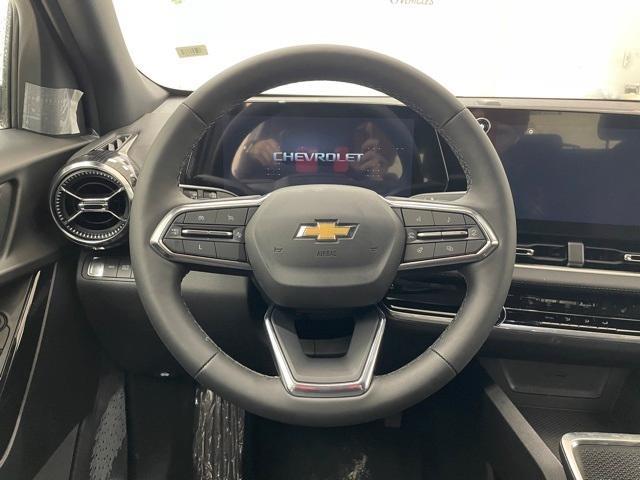 new 2025 Chevrolet Equinox car, priced at $31,995