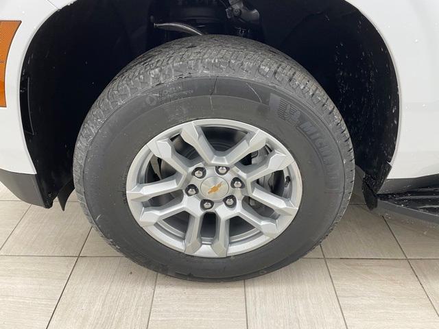 new 2026 Chevrolet Suburban car, priced at $68,995