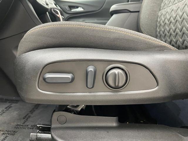 used 2023 Chevrolet Equinox car, priced at $24,629