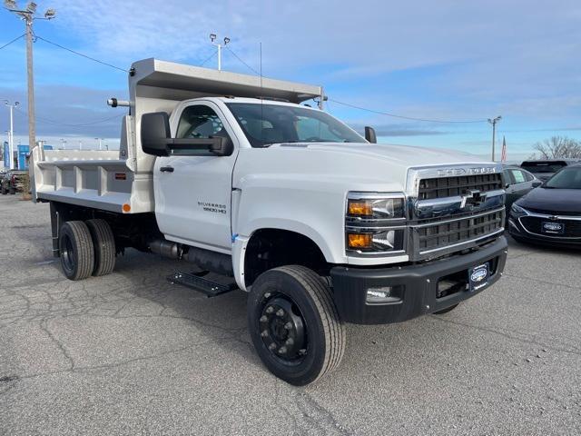 new 2024 Chevrolet Silverado 1500 car, priced at $70,997