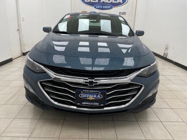 new 2025 Chevrolet Malibu car, priced at $28,000