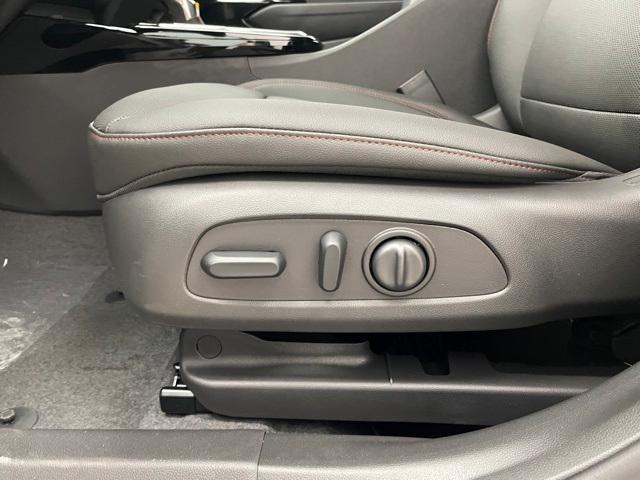 new 2025 Chevrolet Trax car, priced at $26,440