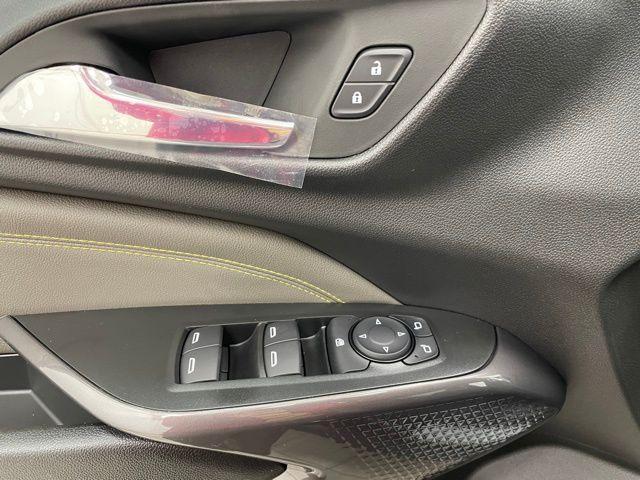 new 2025 Chevrolet Trax car, priced at $26,440