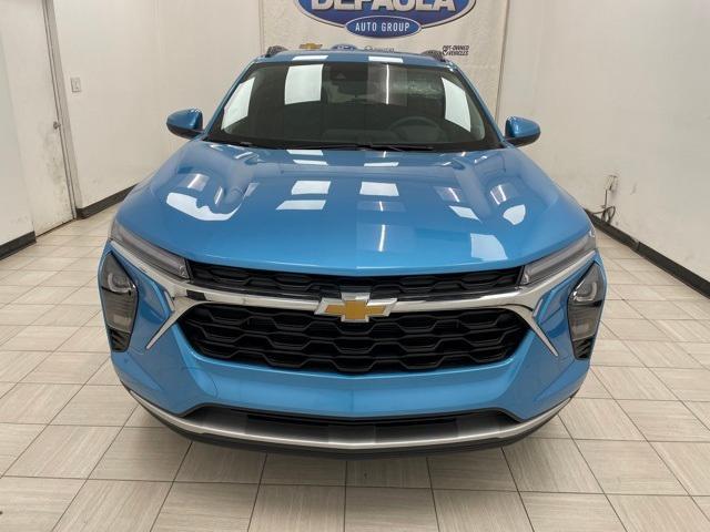 new 2025 Chevrolet Trax car, priced at $23,990