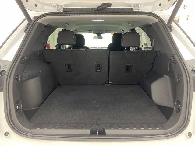 used 2022 Chevrolet Equinox car, priced at $22,105