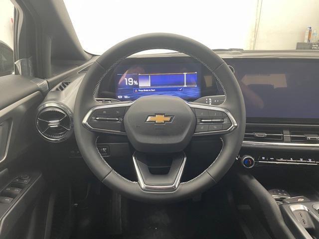 new 2025 Chevrolet Equinox EV car, priced at $35,290