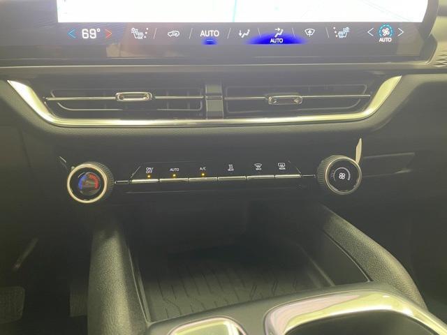 new 2025 Chevrolet Equinox EV car, priced at $35,290