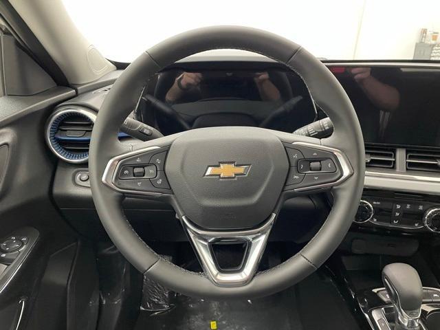 new 2025 Chevrolet Trax car, priced at $24,150