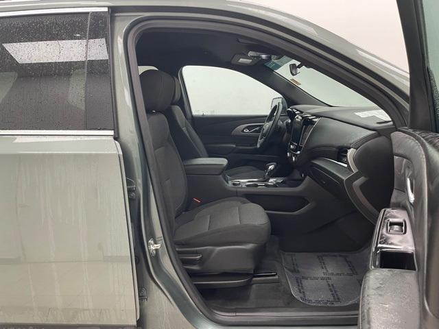 used 2023 Chevrolet Traverse car, priced at $30,431