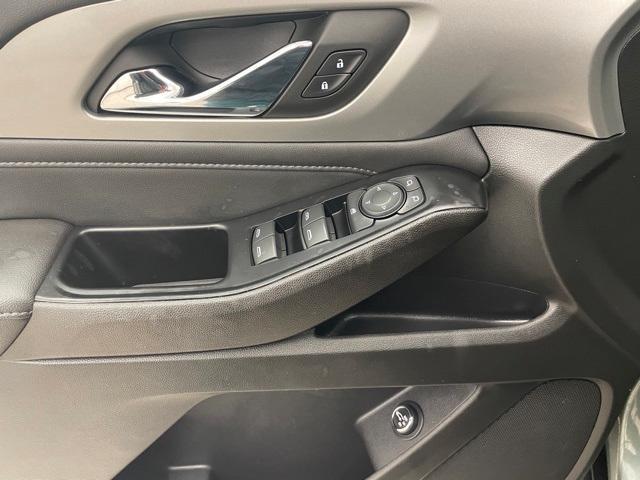 used 2023 Chevrolet Traverse car, priced at $30,431