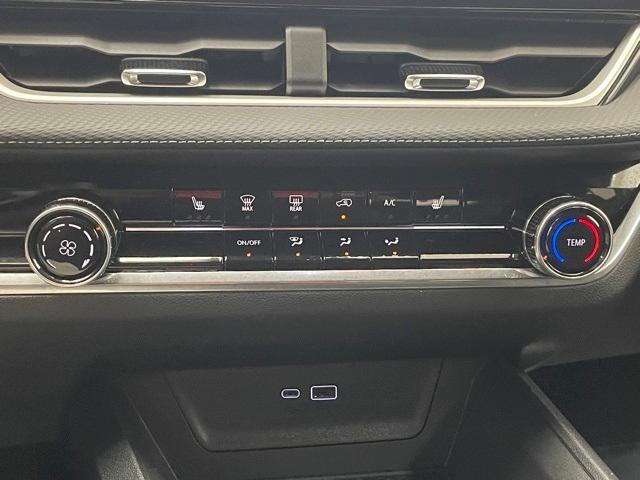 new 2025 Chevrolet Equinox car, priced at $31,500