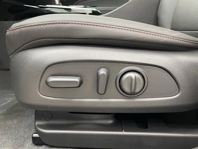 new 2026 Chevrolet Trax car, priced at $28,160