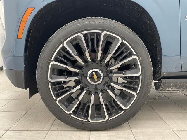 new 2025 Chevrolet Suburban car, priced at $98,830