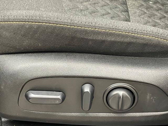 used 2022 Chevrolet Equinox car, priced at $21,194