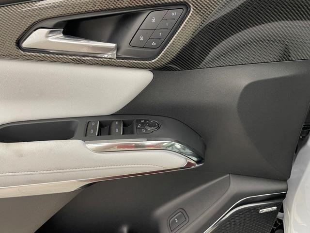 new 2026 Chevrolet Traverse car, priced at $60,000