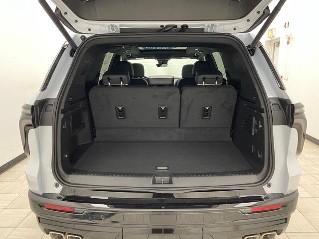 new 2026 Chevrolet Traverse car, priced at $60,000