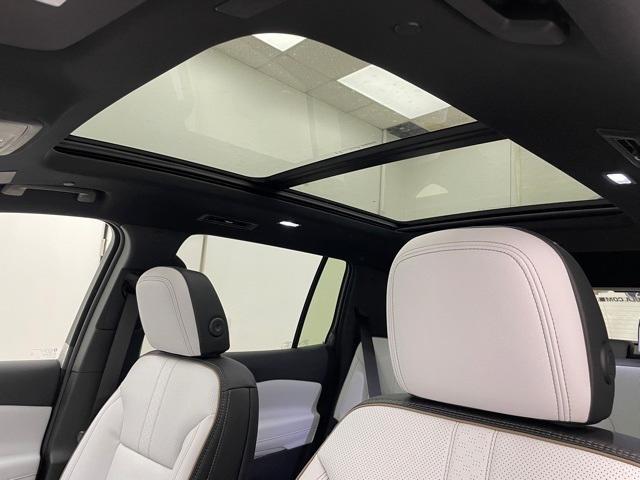 new 2026 Chevrolet Traverse car, priced at $60,000