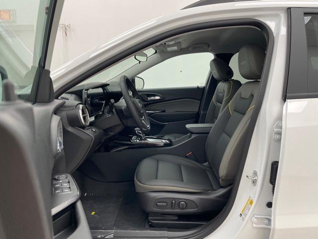 new 2025 Chevrolet Trax car, priced at $26,440