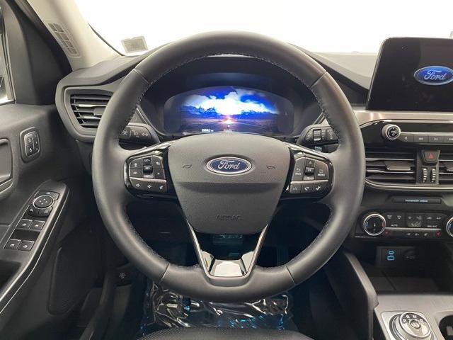 used 2022 Ford Escape car, priced at $26,378