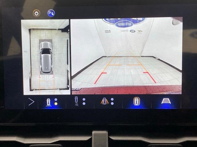 new 2025 Chevrolet Equinox car, priced at $33,000