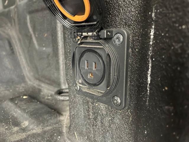 used 2021 Chevrolet Silverado 1500 car, priced at $32,080