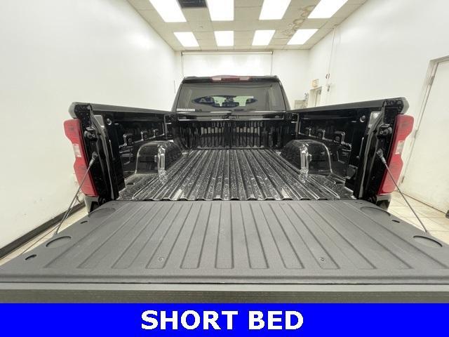 new 2025 Chevrolet Silverado 1500 car, priced at $51,995