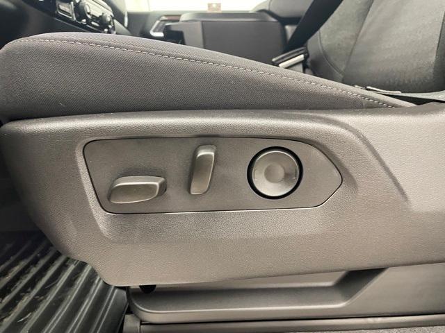new 2025 Chevrolet Silverado 1500 car, priced at $51,995