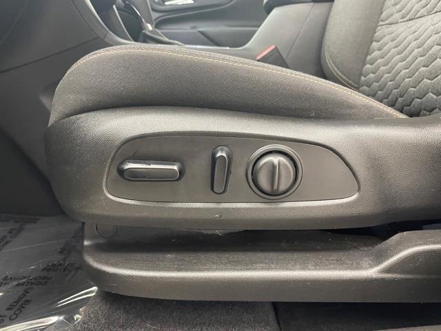 used 2021 Chevrolet Equinox car, priced at $21,500