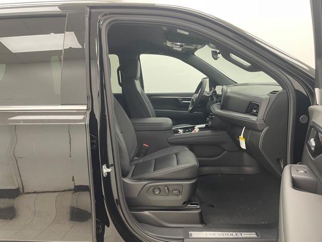 new 2025 Chevrolet Suburban car, priced at $71,295