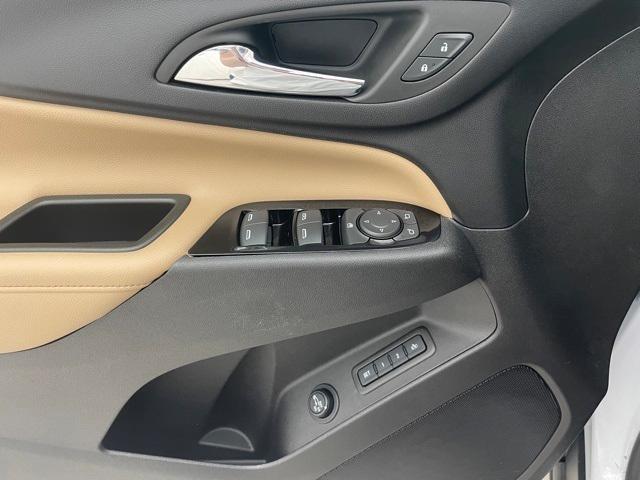 used 2023 Chevrolet Equinox car, priced at $28,194