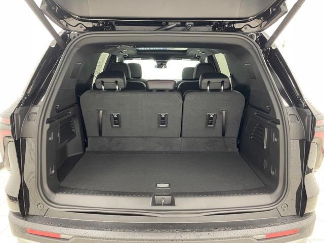 new 2025 Chevrolet Traverse car, priced at $51,590