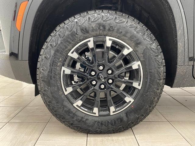 new 2025 Chevrolet Traverse car, priced at $51,590