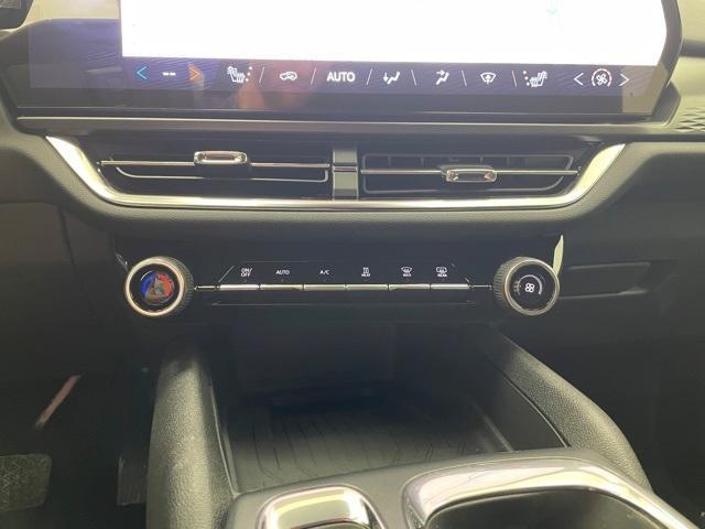 new 2025 Chevrolet Equinox EV car, priced at $35,290
