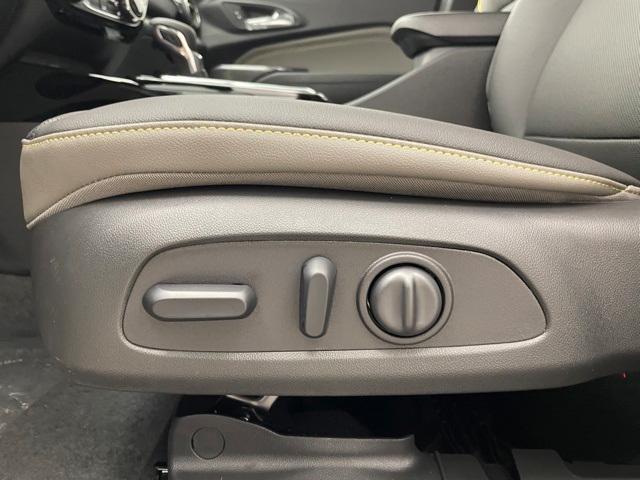 new 2025 Chevrolet Trax car, priced at $26,440